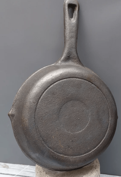 CAST IRON MINI ROUND GRILL PAN (6"/17CM) - Image 2
